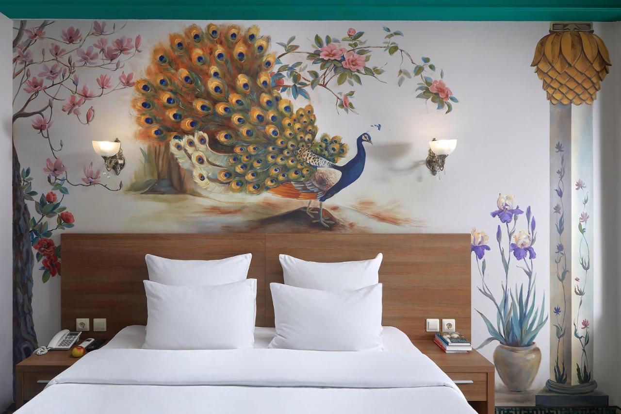 Garuda Boutique Hotel Sukhumi Ngoại thất bức ảnh