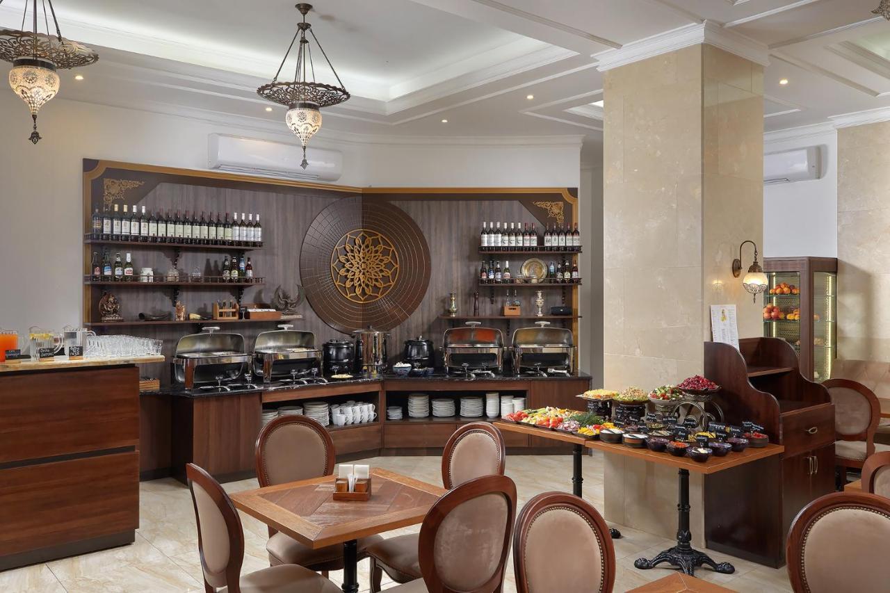 Garuda Boutique Hotel Sukhumi Ngoại thất bức ảnh